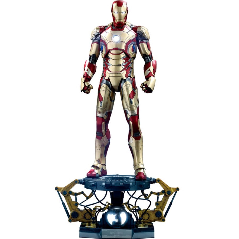 Iron Man 3 – Iron Man Mark XLII Deluxe 1:4 Scale Collectable Action Figure