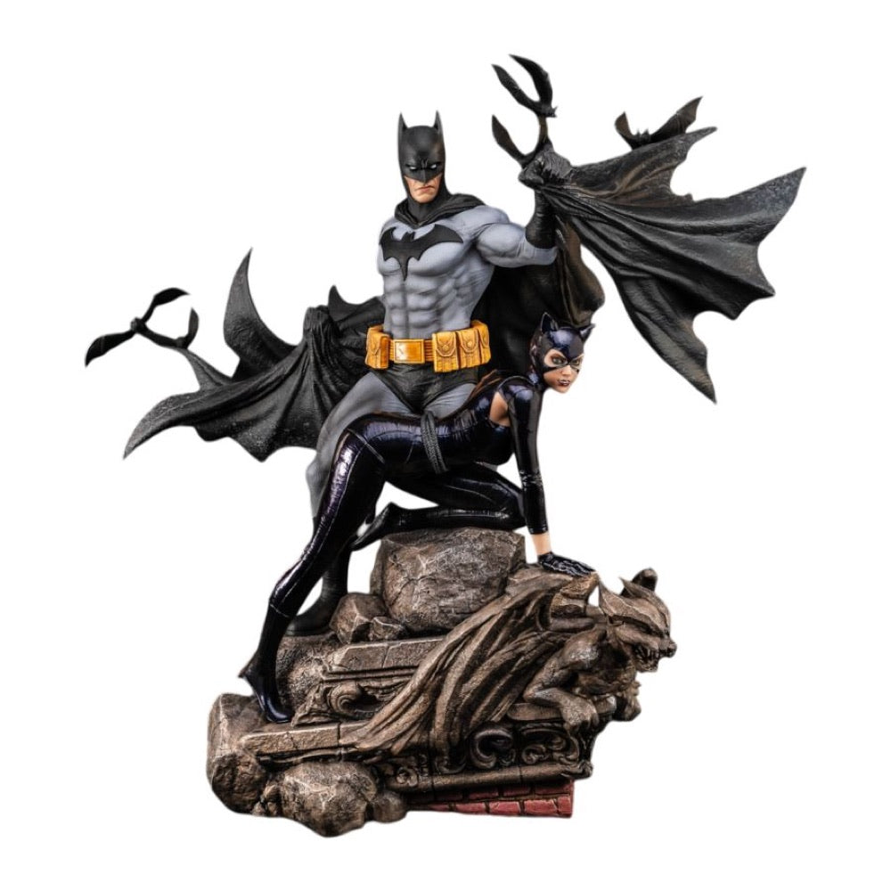 Batman – Batman & Catwoman Reunion 1:4 Scale Statue