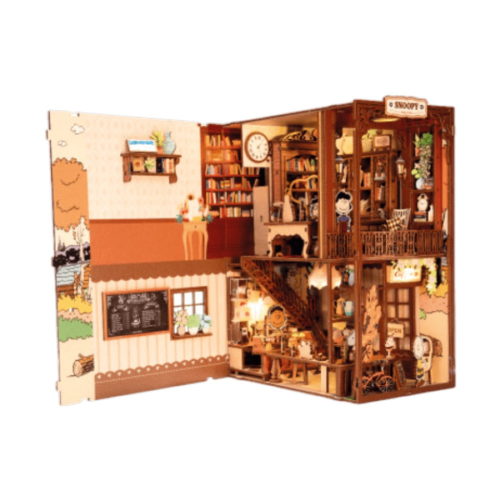 Peanuts – Snoopy Book Nook Construction Set