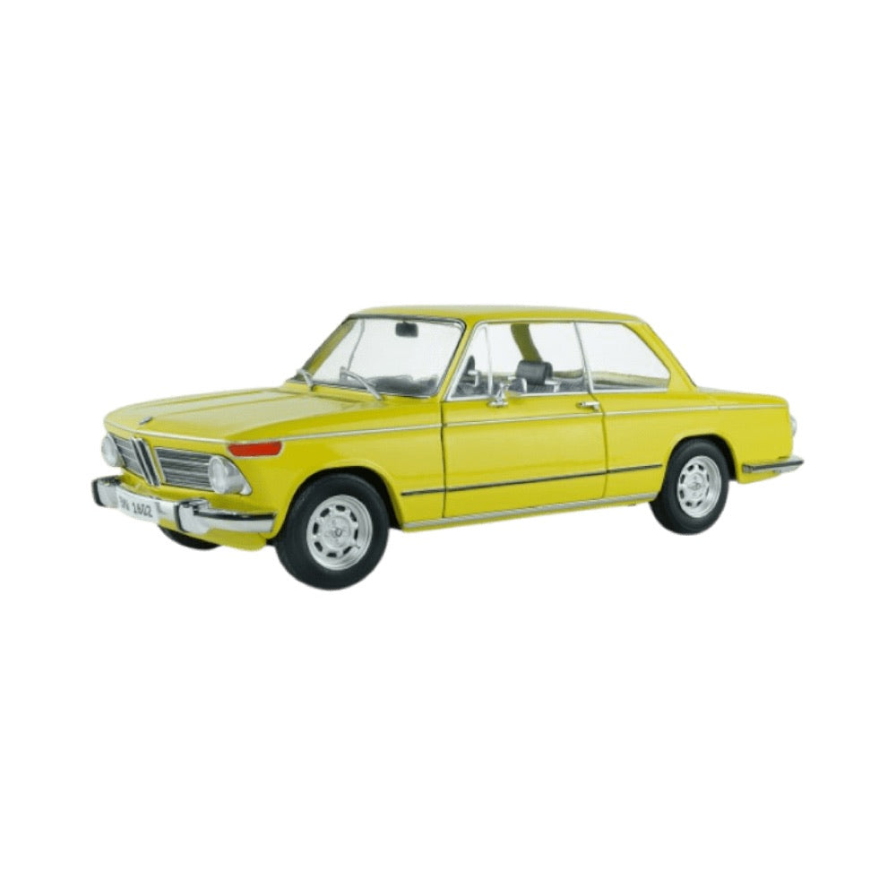 Solido – 1:18 1973 BMW 1602 Diecast Vehicle