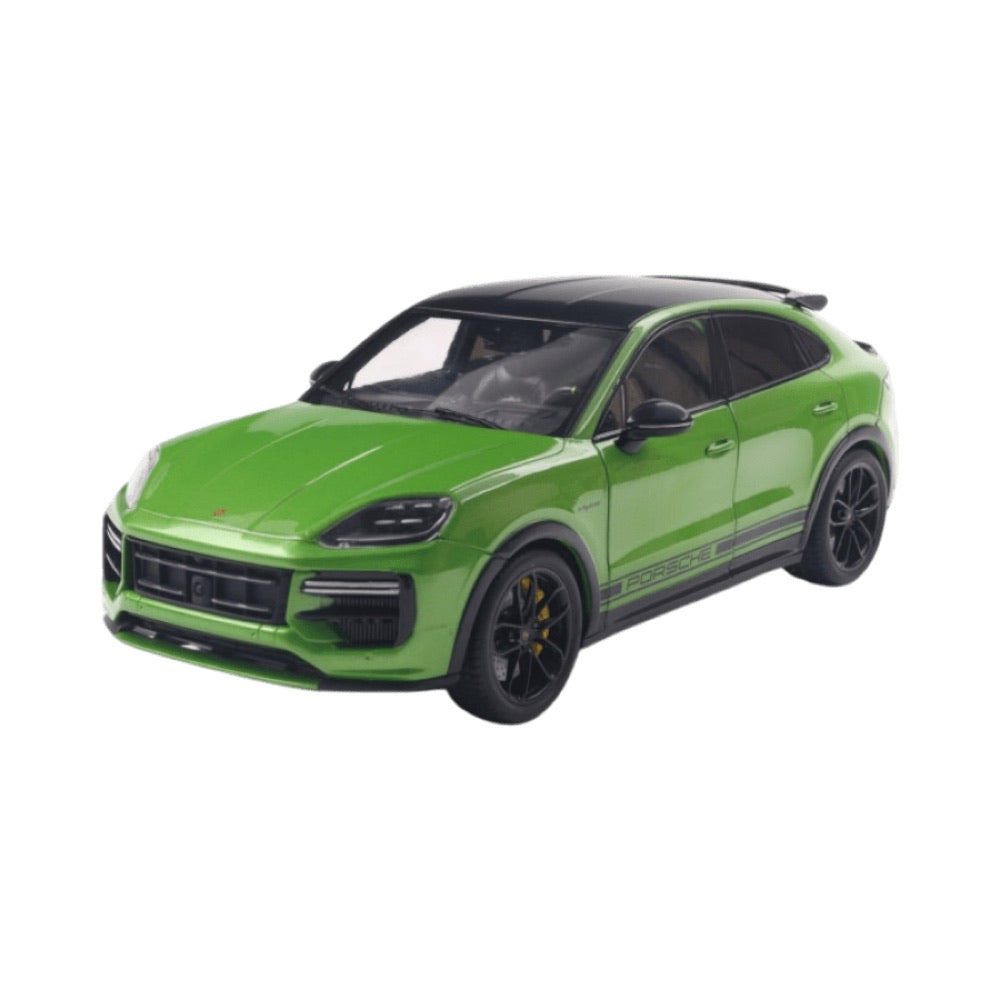 Solido – 1:18 2024 Porsche Cayenne Turbo GT Coupe Diecast Vehicle