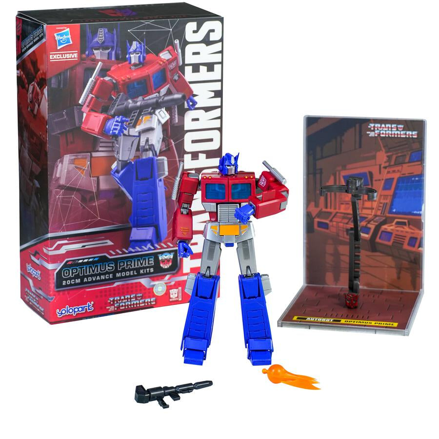 Transformers Generation One: 20cm Optimus Prime Model Kit (AMK Series) (WSL)