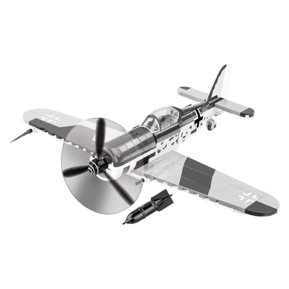 World War 2 – Focke-Wulf FW 190 F-8 Brick Kit (170 Pieces)