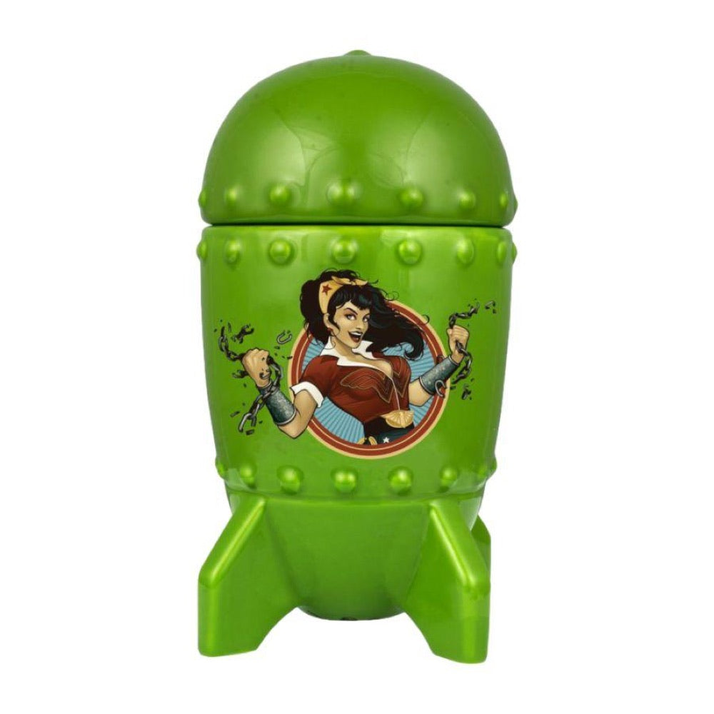 DC Comics Bombshells – Wonder Woman 3D Bombshell Mug with Lid