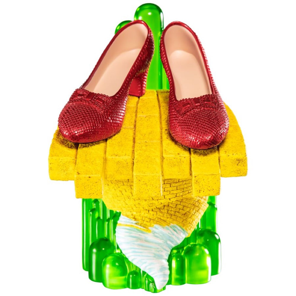 Wizard of Oz – Scaled Ruby Slippers Statuette on light-up Stand