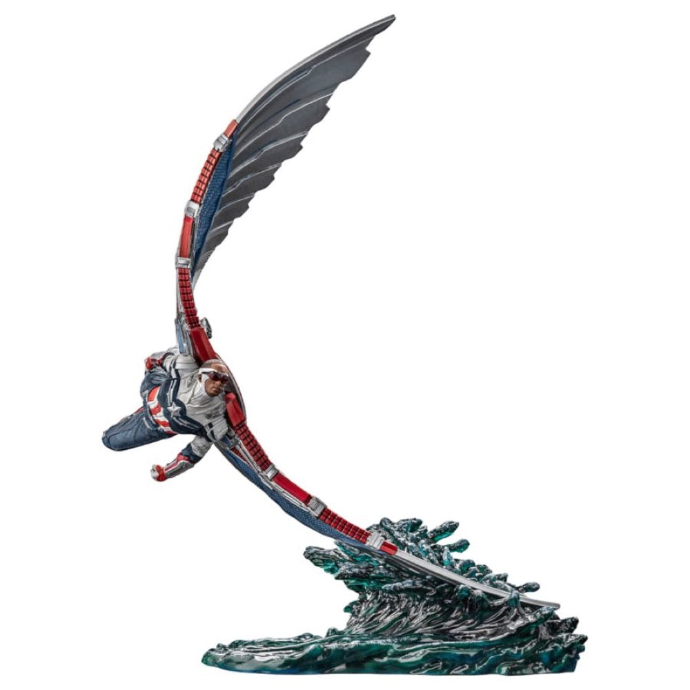 The Falcon and the Winter Soldier – Sam Wilson Deluxe 1:10 Scale Statue