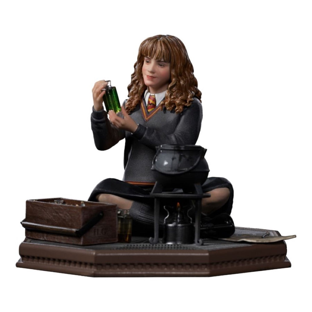 Harry Potter – Hermione Polyjuice 1:10 Scale Statue