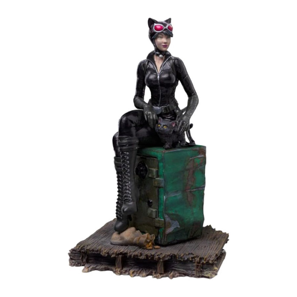 Batman – Catwoman (Gotham City Sirens) 1:10 Scale Statue