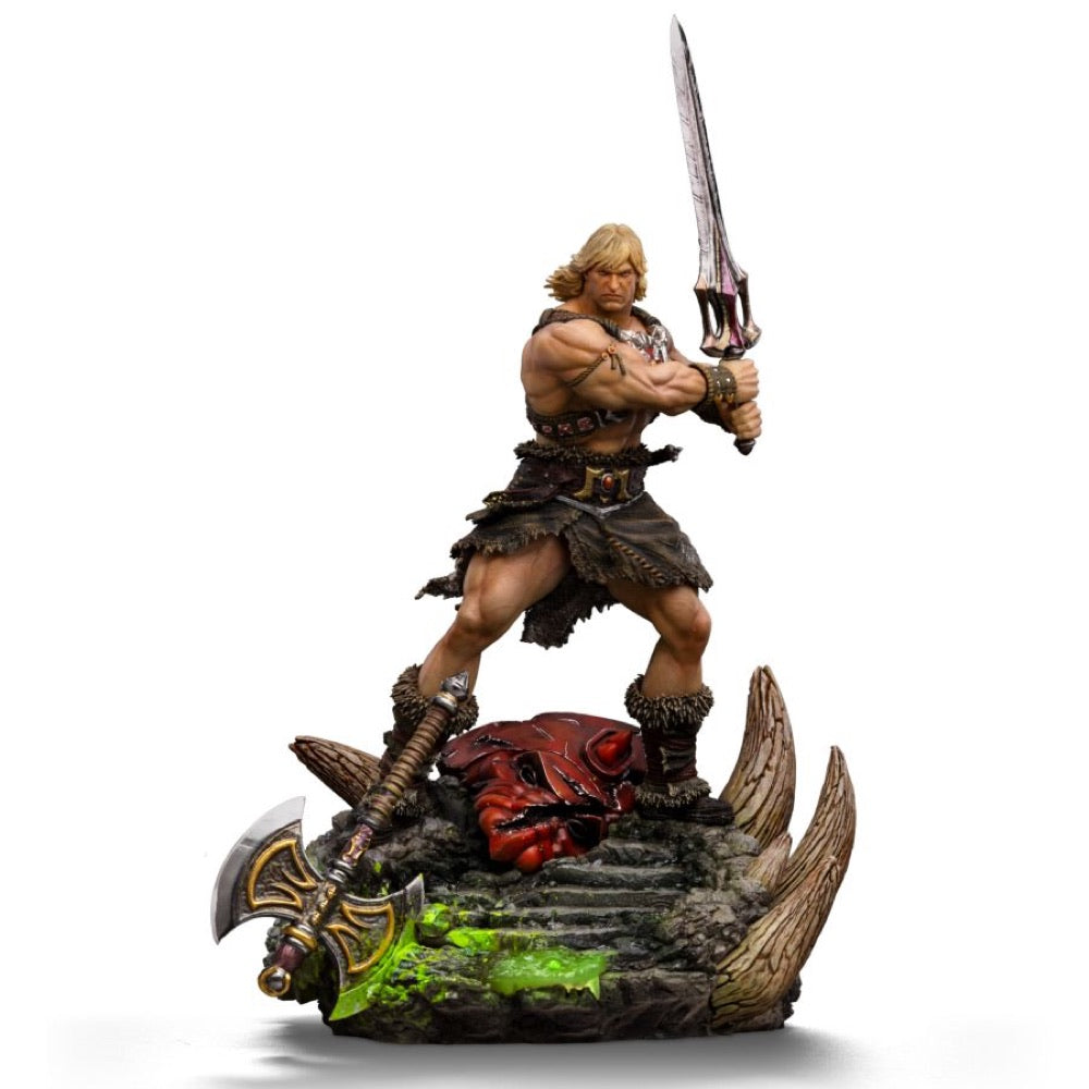 Masters of the Universe – He-Man Unleashed Deluxe 1:10 Scale Statue