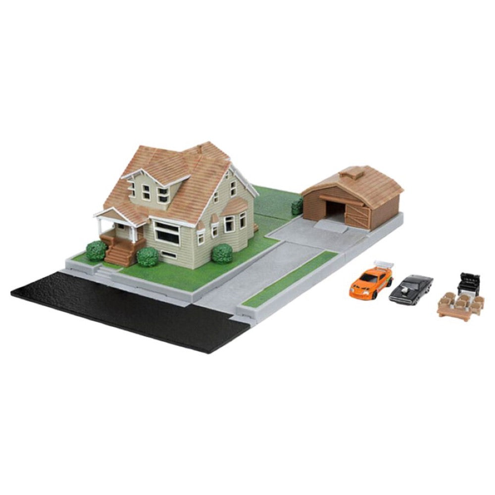 Fast & Furious – Dom’s House NanoScene with 2 Vehicles