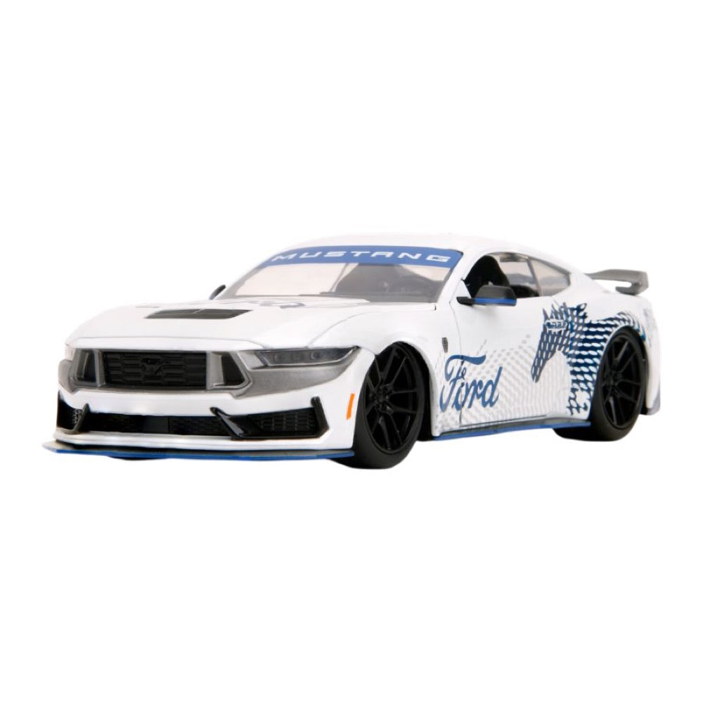 Big Time Muscle – 1:24 2024 Ford Mustang Dark Horse Edition Diecast Vehicle
