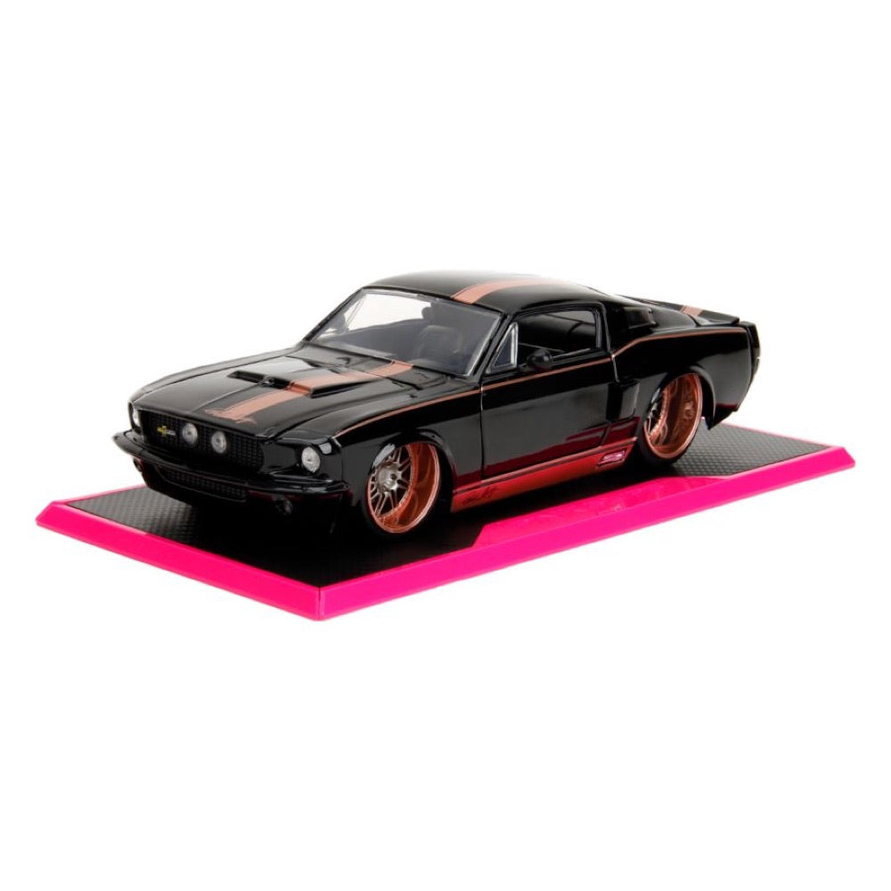 Pink Slips – 1967 Ford Mustang Shelby GT500 1:24 Scale Diecast Vehicle