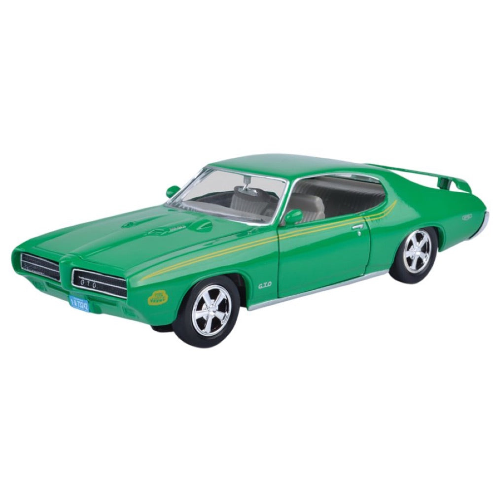 Timeless Legends – 1969 Pontiac GTo Judge [Green] 1:24 Scale Diecast Vehicle