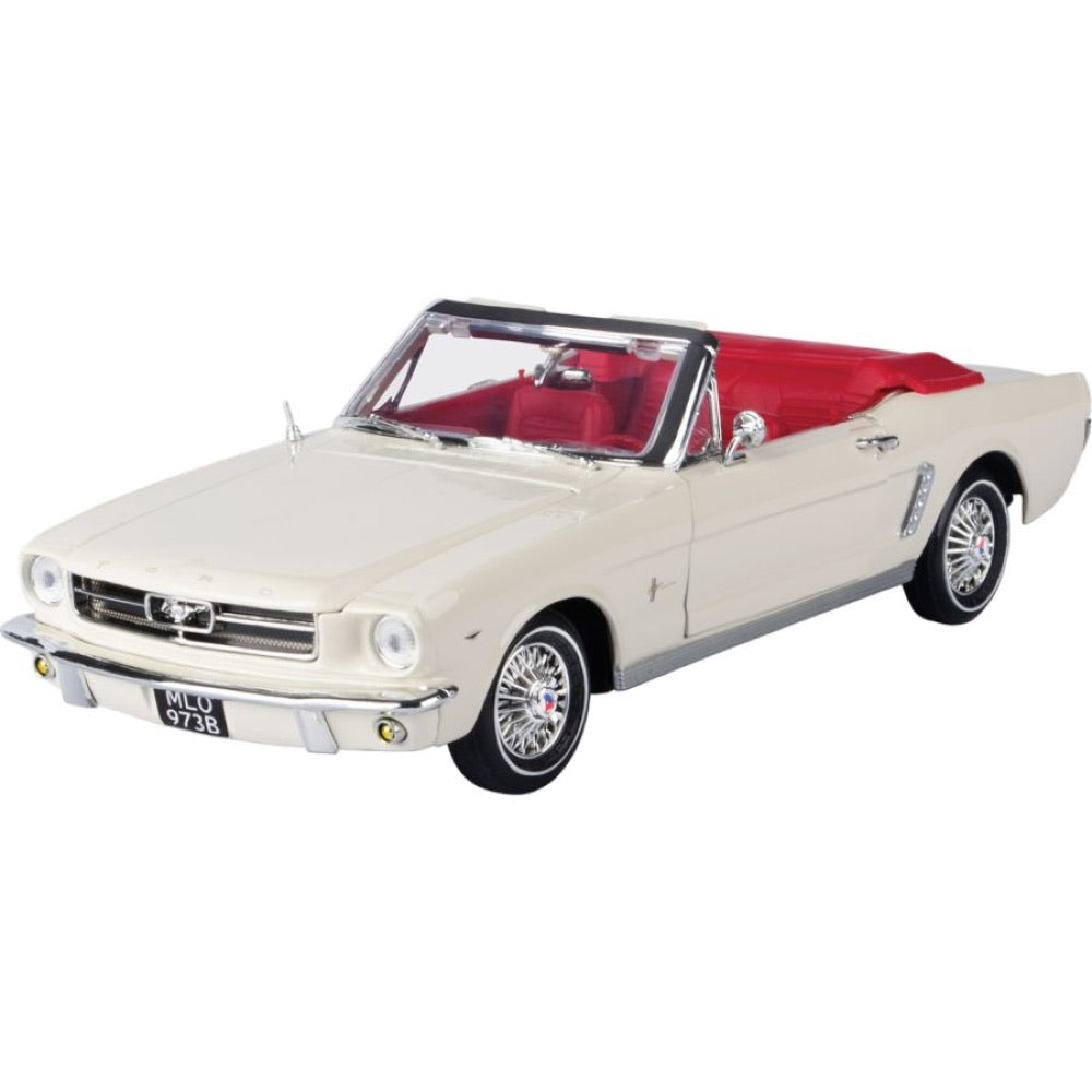 James Bond Collection – 1964 1/2 Ford Mustang (Convertible) 1:18 Scale Diecast Vehicle