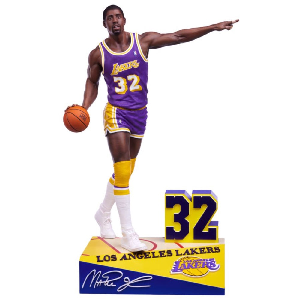 NBA – Magic Johnson 1:4 Scale Statue