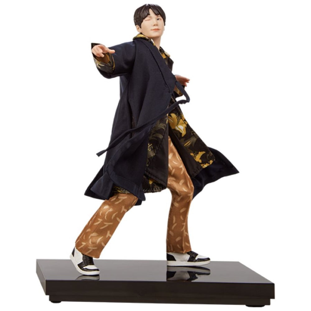 BTS – SUGA Deluxe Statue