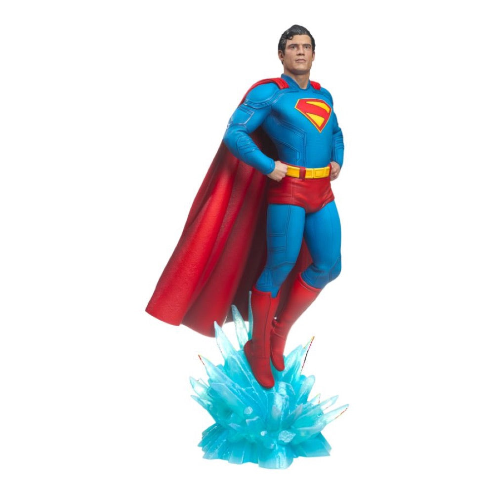 Superman (2025) – Superman Premium Format Statue
