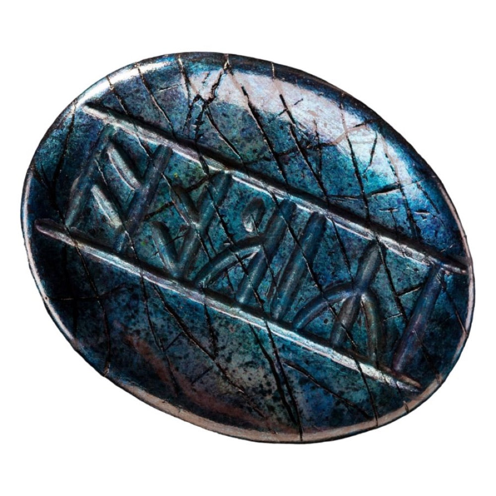 The Hobbit – Kili’s Rune Stone Prop Replica