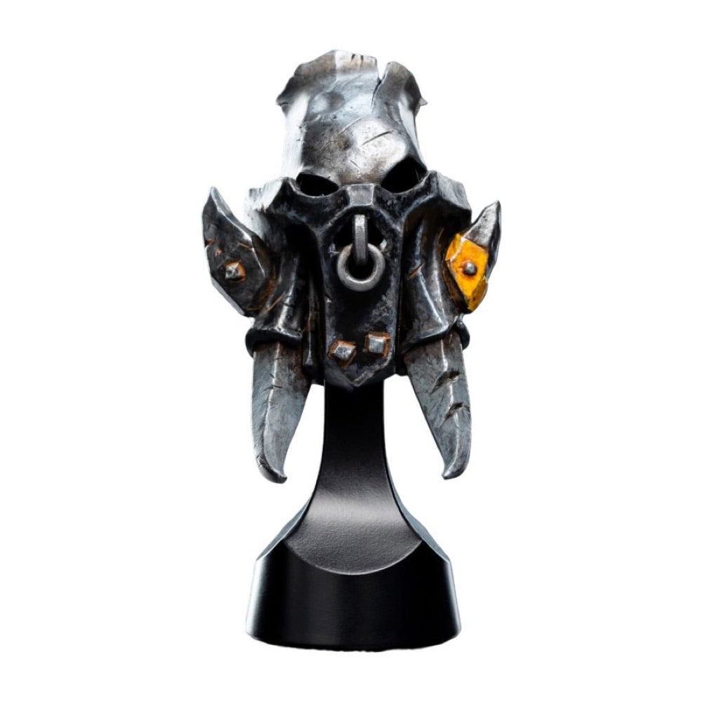 Warhammer: Age of Sigmar – Orruk Ardboy Replica Helmet