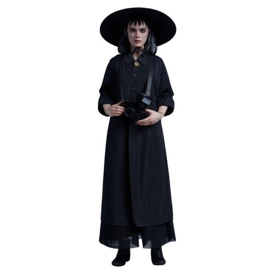 Beetlejuice – Lydia Deetz 1:6 Scale Collectable Action Figure