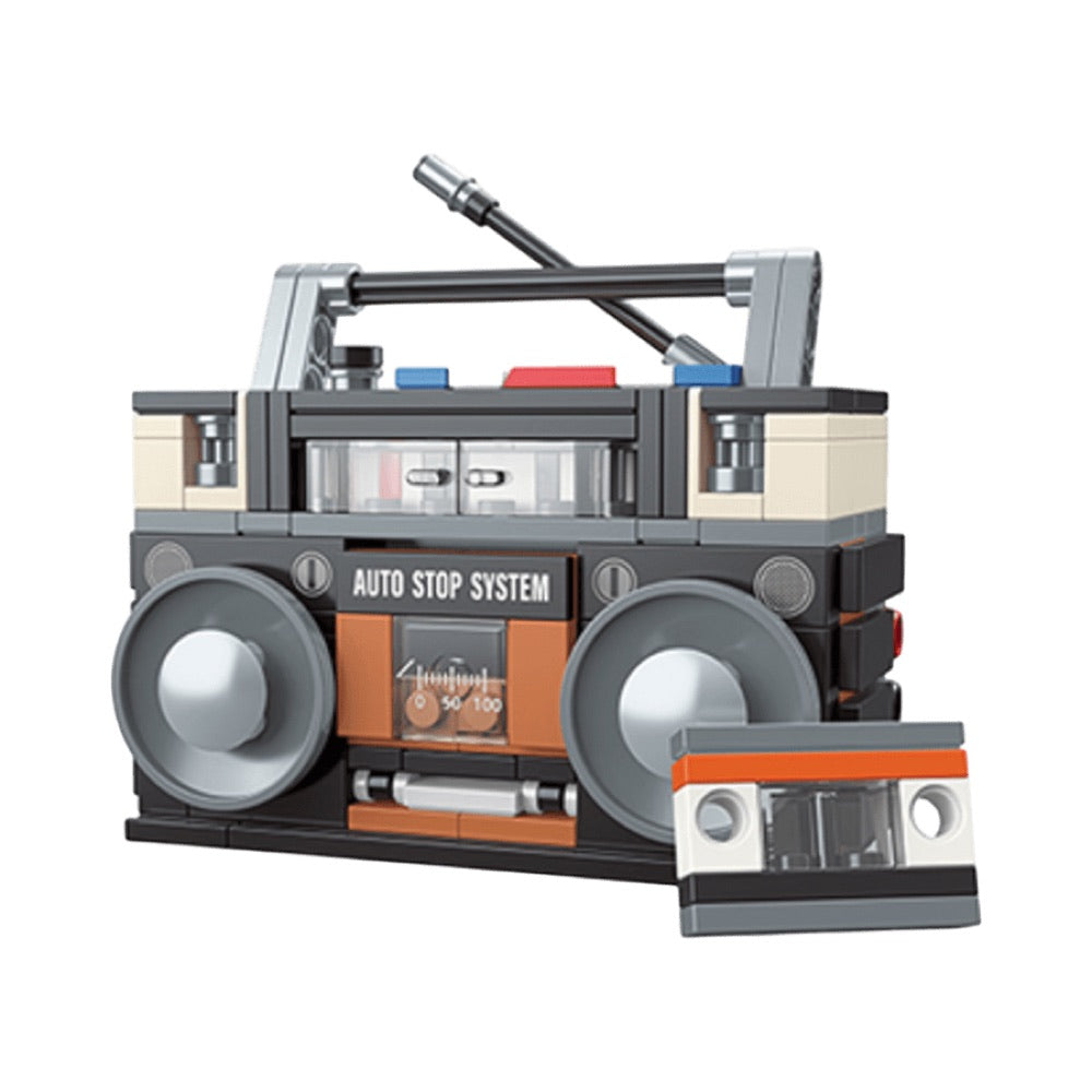 JAKI – Retro Boombox Plastic Brick Model Kit (168 Piece Set)