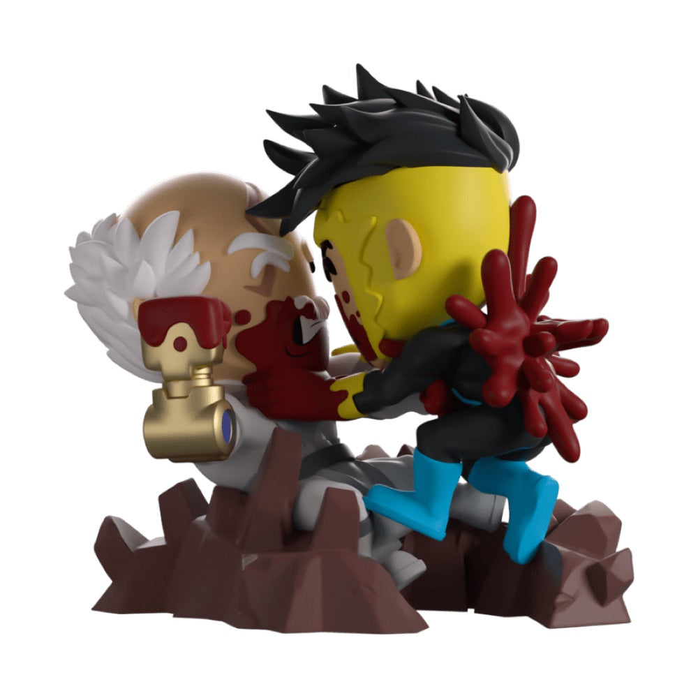 Invincible – Final Battle Invincible vs. Conquest 4.5″ Vinyl Figure Diorama