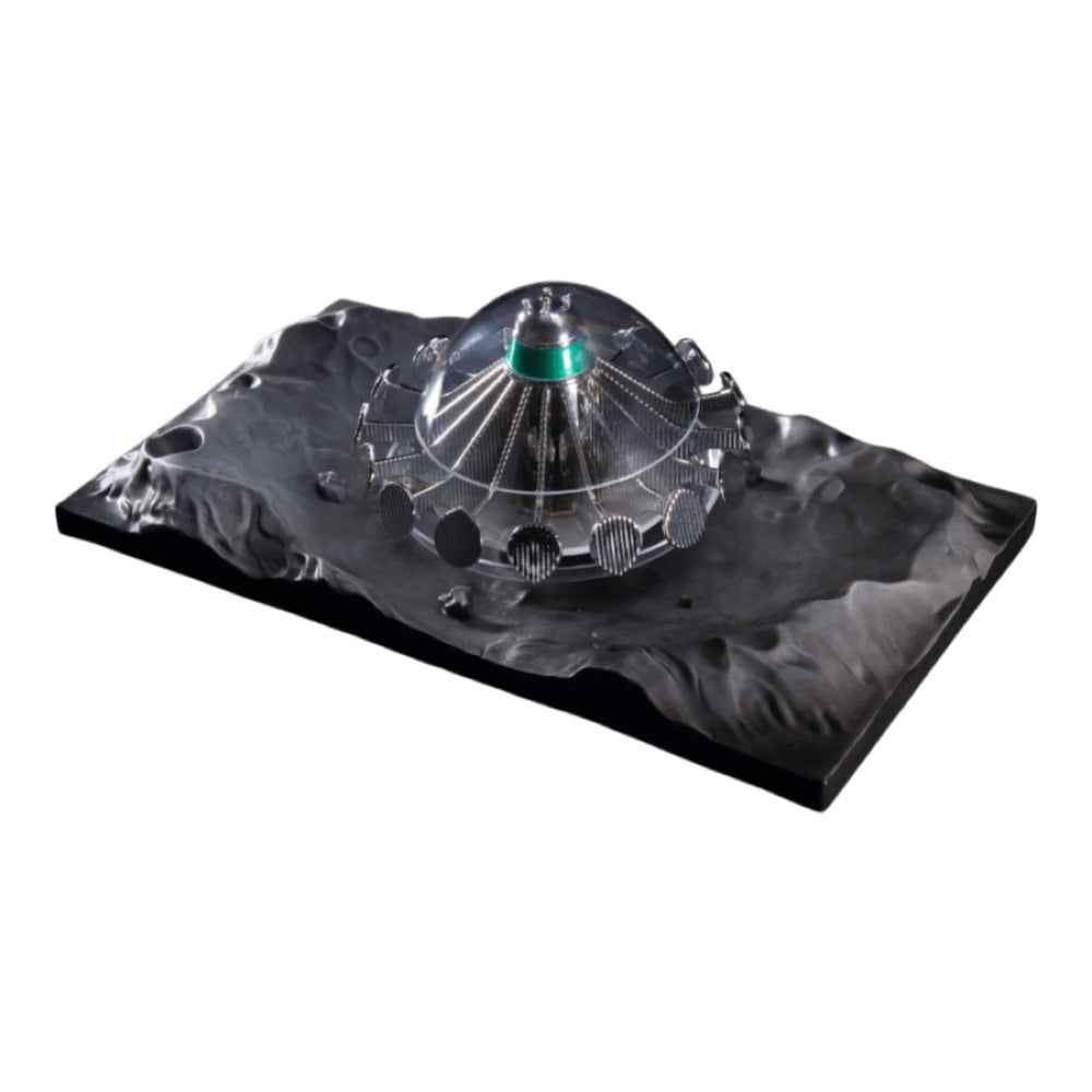 UFO (TV) – Saucer with Lunar Display Base