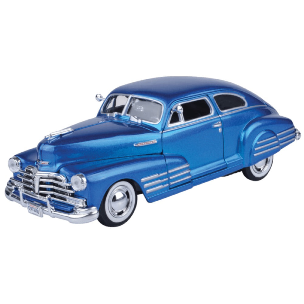 Timeless Legends – 1:24 Scale 1948 Chevy Aerosedan Fleetline [Blue]
