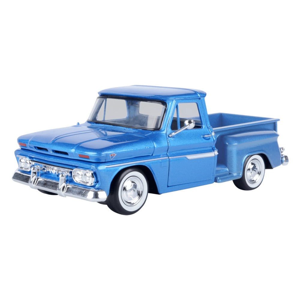 Timeless Legends – 1:24 1966 GMC C1000 Fenderside