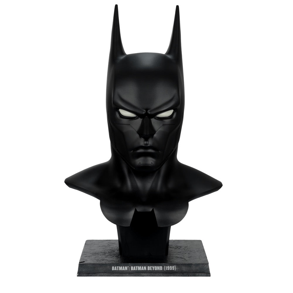 Batman Beyond – 1:1 Collector Cowl Replica